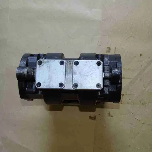4974668 ISM11 Twin Cylinder Air Compressor - Image 13
