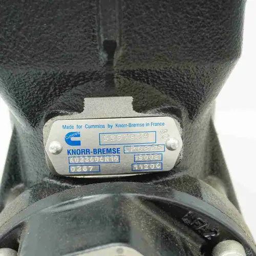 5257939 5334522 5343642 3977147 Twin Cylinder Air Compressor - Image 4