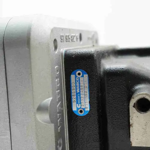 5286960 5301082 4933559 QSB6.7 Air Compressor - Image 4