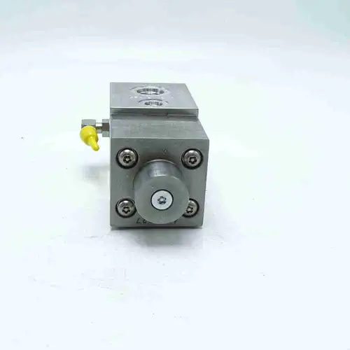 3063022 KTA19 K50 K38 Valve - Image 5