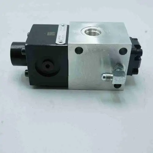 3633381 K38 K50 Oil Control Valve - Image 4