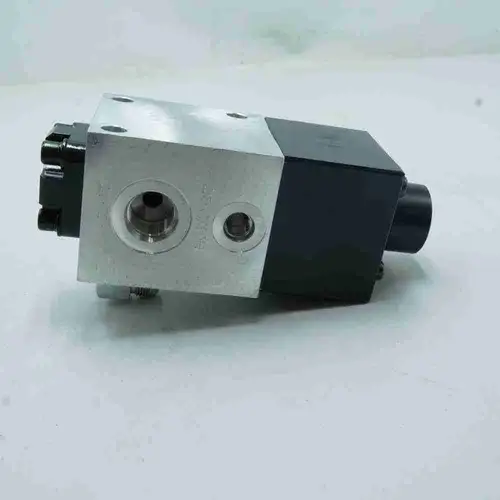 3633381 K38 K50 Oil Control Valve - Image 7