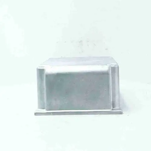 3010387 K19 K38 K50 Valve Cover - Image 6