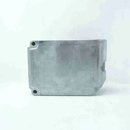 3010387 K19 K38 K50 Valve Cover - Image 10