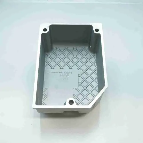 3010388 K19 K38 K50 Valve Cover - Image 6