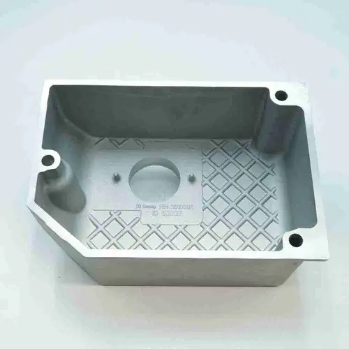 3010396 K19 K38 K50 Valve Cover - Image 6