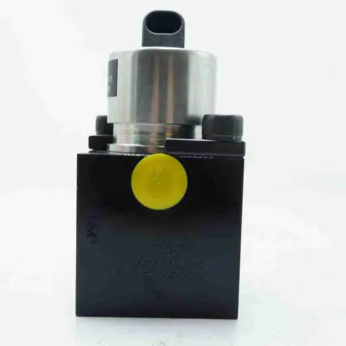 3648606 4066810 QST30 QSK60 Oil Control Valve - Image 9