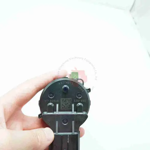 5291859 5297534 5287888 QSB4.5 Valve - Image 6