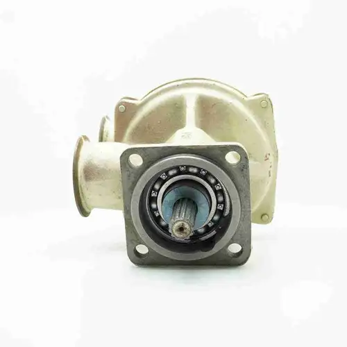 3638083 3650015 3636850 3636539 Water Pump - Image 2